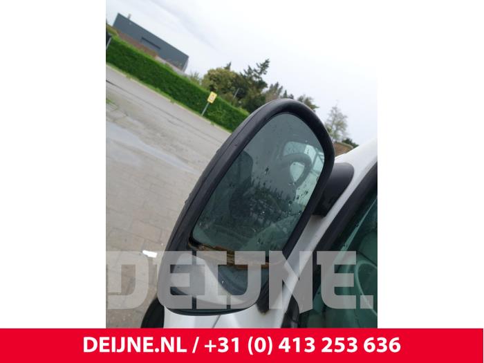 Opel Vivaro 1.9 DTI 16V Sloopvoertuig (2006, Wit)