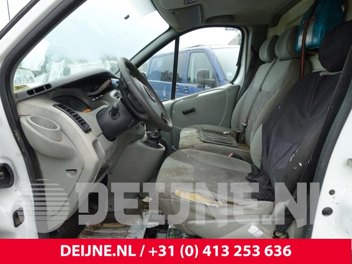 Opel Vivaro 1.9 DTI 16V Sloopvoertuig (2006, Wit)