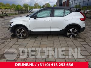 Volvo XC40 17-