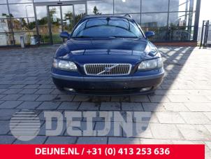 Volvo V70 01-
