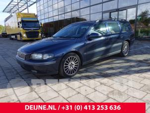 Volvo V70 01-