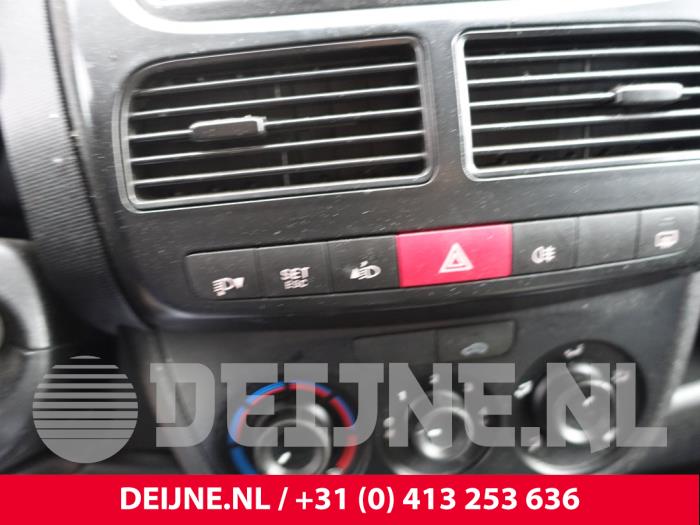 Opel Combo 1.3 CDTI 16V ecoFlex Sloopvoertuig (2014, Grijs)