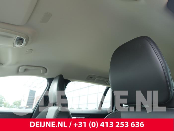 Volvo V60 II 2.0 D3 16V Sloopvoertuig (2020, Zwart)