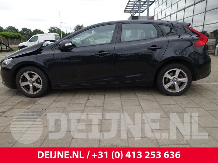 Volvo V40 1.6 D2 Sloopvoertuig (2013, Zwart)