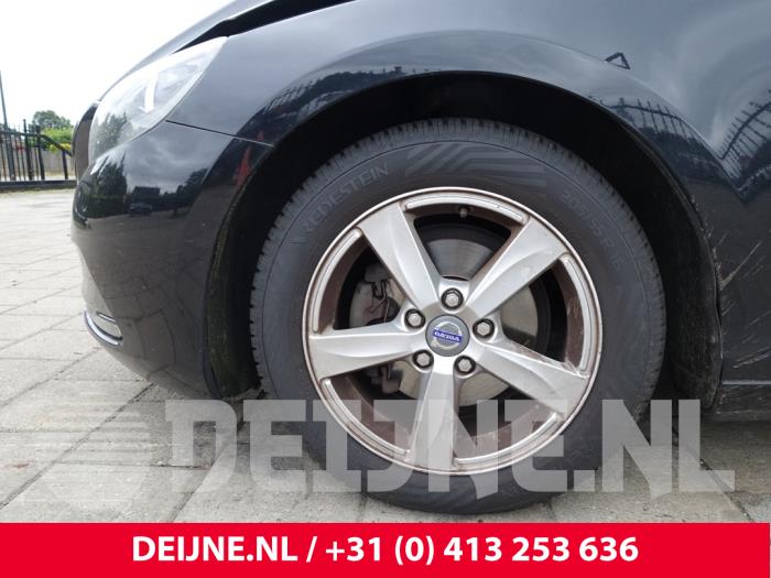 Volvo V40 1.6 D2 Sloopvoertuig (2013, Zwart)
