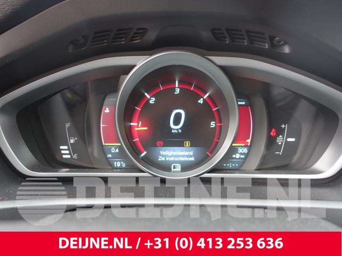 Volvo V40 1.6 D2 Sloopvoertuig (2013, Zwart)