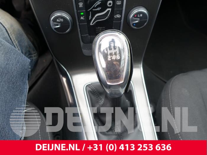 Volvo V40 1.6 D2 Sloopvoertuig (2013, Zwart)