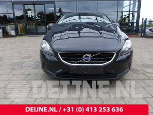 Volvo V40 12-