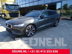 Volvo V60 19-