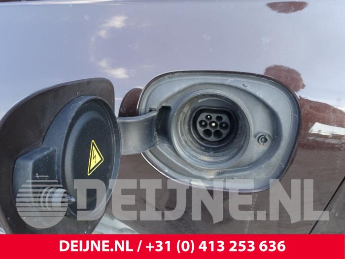 Volvo XC60 II 2.0 T8 16V Recharge, Twin Engine AWD Sloopvoertuig (2018, Bruin)