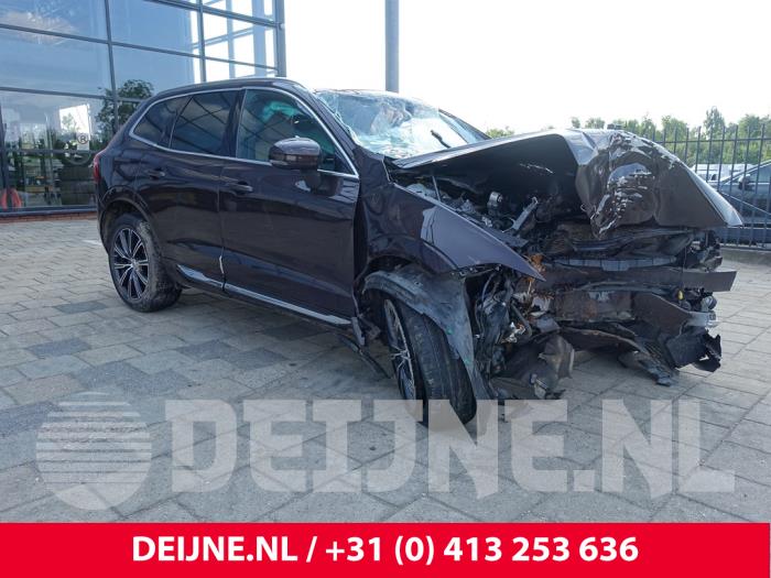 Volvo XC60 II 2.0 T8 16V Recharge, Twin Engine AWD Sloopvoertuig (2018, Bruin)