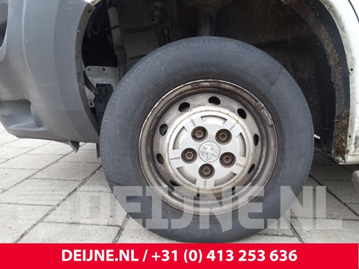 Peugeot Boxer 2.2 HDi 130 Euro 5 Sloopvoertuig (2016, Wit)