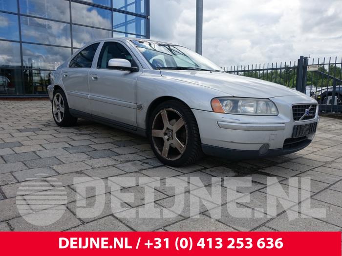 Volvo S60 I 2.4 20V 140 Sloopvoertuig (2005, Grijs)