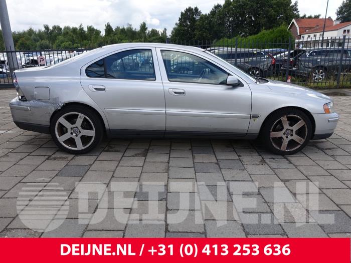 Volvo S60 I 2.4 20V 140 Sloopvoertuig (2005, Grijs)