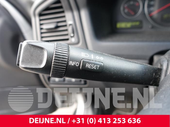 Volvo S60 I 2.4 20V 140 Sloopvoertuig (2005, Grijs)