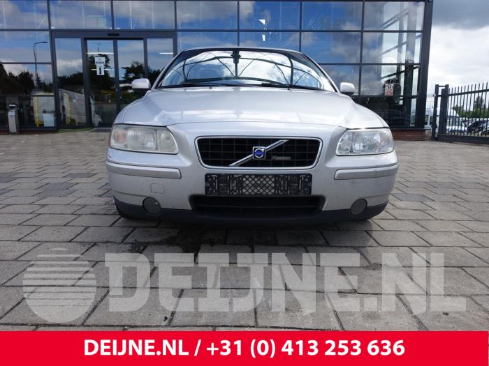 Volvo S60 I 2.4 20V 140 Sloopvoertuig (2005, Grijs)