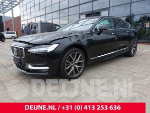 Volvo S90 17-