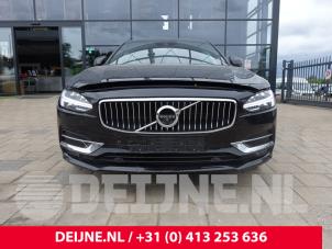 Volvo S90 17-