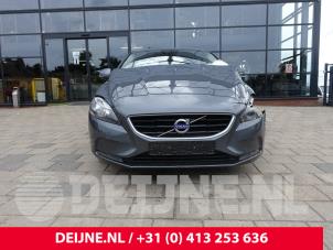 Volvo V40 12-