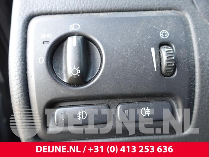 Volvo V70 2.5 R Turbo 20V Sloopvoertuig (2003, Zwart)