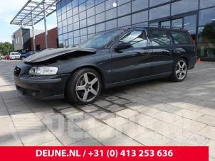Volvo V70 01-