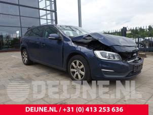 Volvo V60 Engine management computer O321688 Donor vehicle