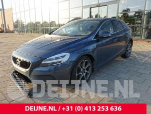 Volvo V40 12-