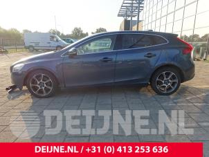 Volvo V40 12-