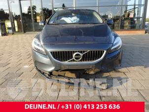 Volvo V40 12-