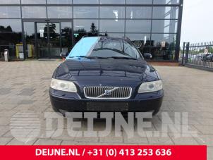 Volvo V70 01-