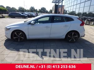 Volvo V40 12-