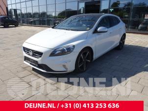 Volvo V40 12-