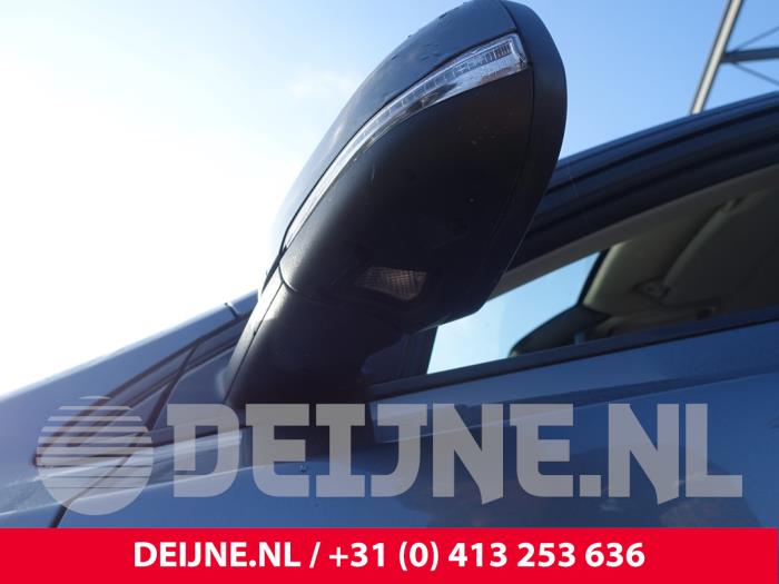 Volvo V40 2.0 D2 16V Sloopvoertuig (2016, Grijs)