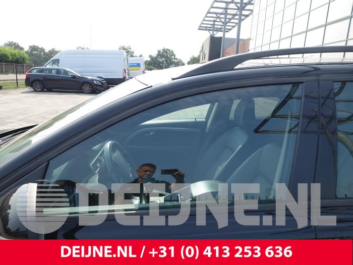 Volvo V70 2.5 T 20V Sloopvoertuig (2007, Zwart)