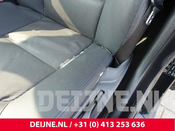 Volvo V70 2.5 T 20V Sloopvoertuig (2007, Zwart)