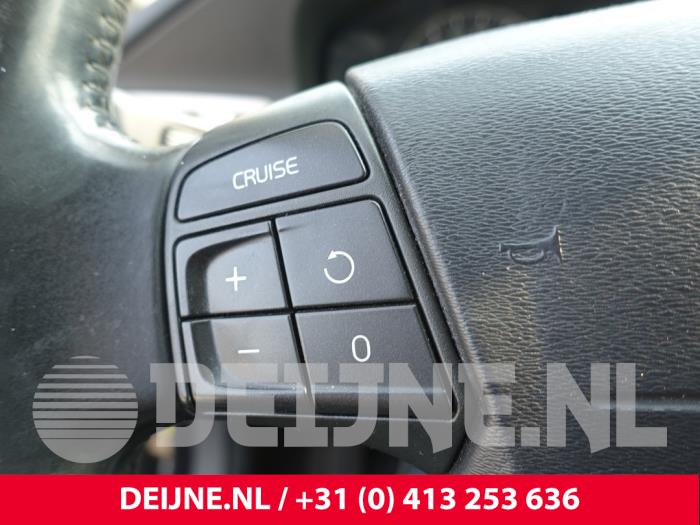 Volvo V70 2.5 T 20V Sloopvoertuig (2007, Zwart)