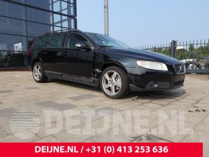 Volvo V70 Engine management computer O257856 Donor vehicle