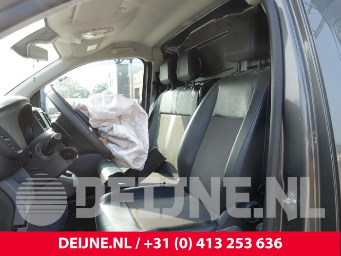 Opel Vivaro 2.0 CDTI 122 Sloopvoertuig (2021, Donker, Grijs)
