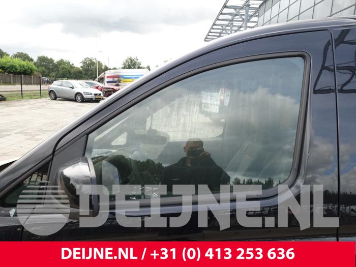 Volkswagen Caddy Cargo V 2.0 TDI BlueMotionTechnology Sloopvoertuig (2024, Zwart)