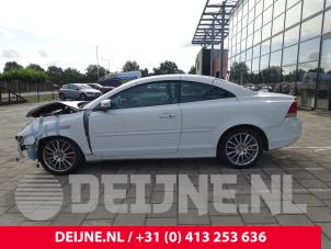 Volvo C70 06-