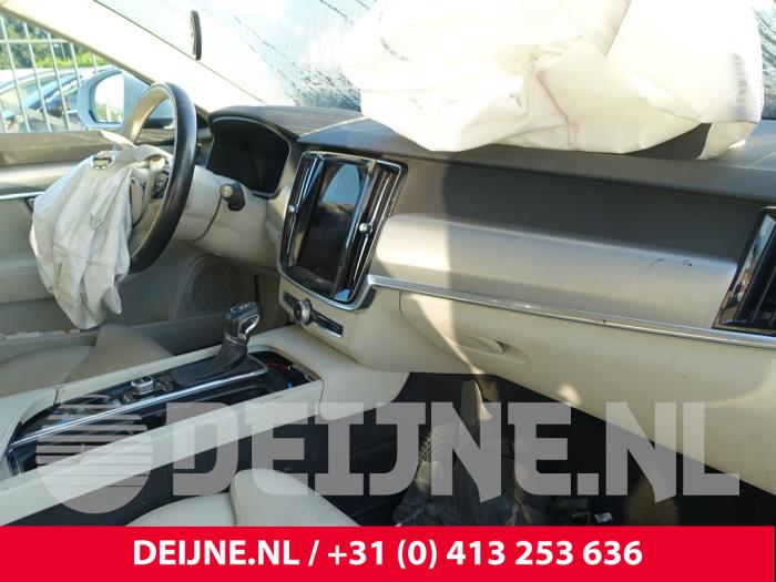 Volvo V90 II 2.0 D3 16V Sloopvoertuig (2017, Wit)