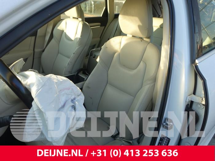 Volvo V90 II 2.0 D3 16V Sloopvoertuig (2017, Wit)