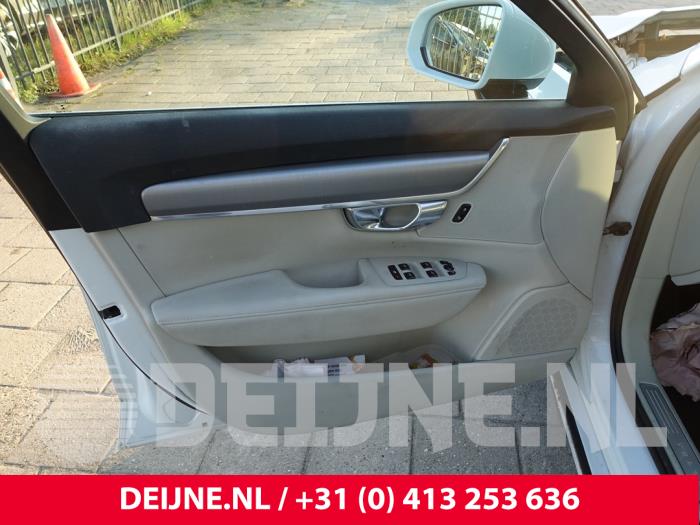 Volvo V90 II 2.0 D3 16V Sloopvoertuig (2017, Wit)