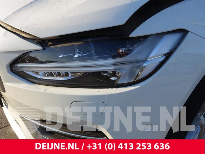 Volvo V90 II 2.0 D3 16V Sloopvoertuig (2017, Wit)