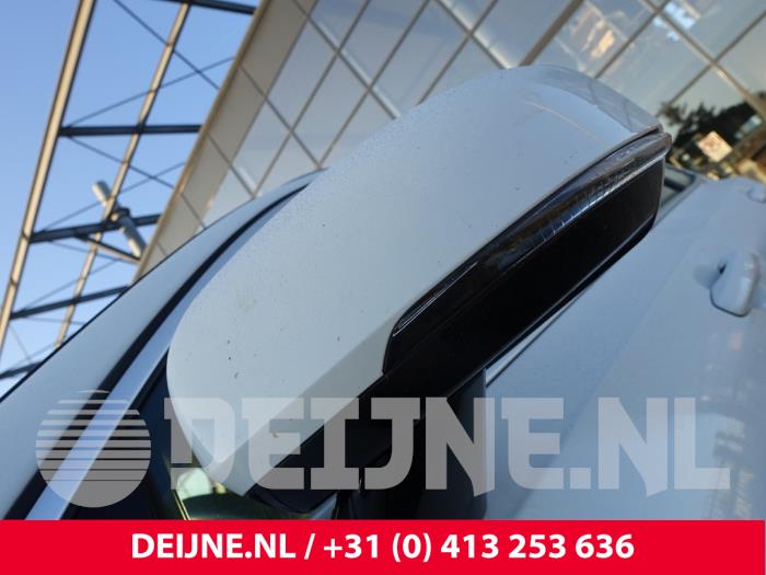 Volvo V90 II 2.0 D3 16V Sloopvoertuig (2017, Wit)