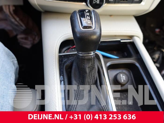 Volvo V90 II 2.0 D3 16V Sloopvoertuig (2017, Wit)