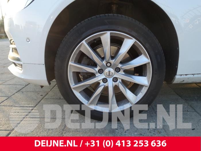 Volvo V90 II 2.0 D3 16V Sloopvoertuig (2017, Wit)