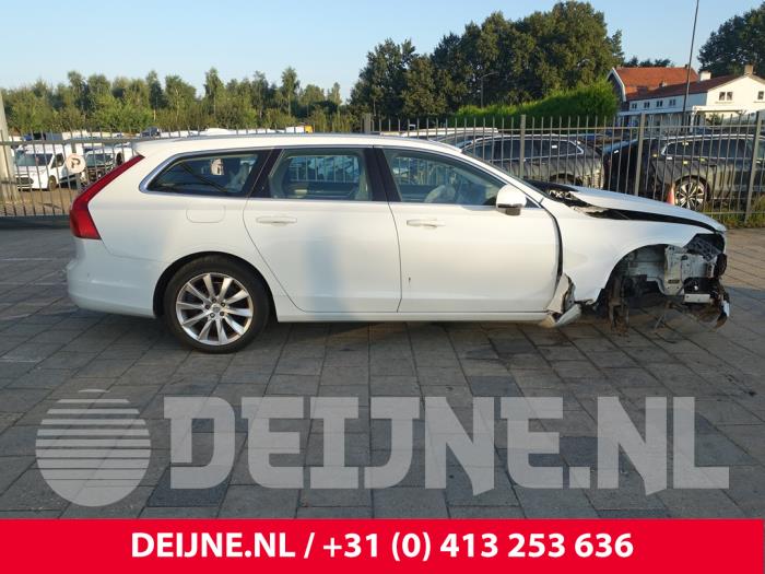 Volvo V90 II 2.0 D3 16V Sloopvoertuig (2017, Wit)