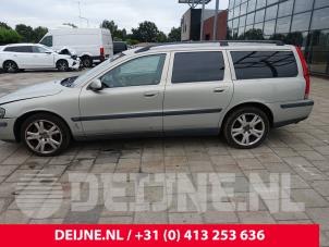 Volvo V70 01-