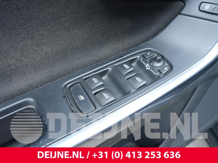 Volvo V60 I 1.6 DRIVe Sloopvoertuig (2011, Grijs)